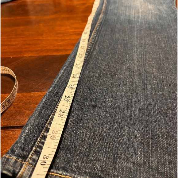 Levi’s Signature Low Rise Boot Cut Jeans. Size 10R - Picture 7 of 8